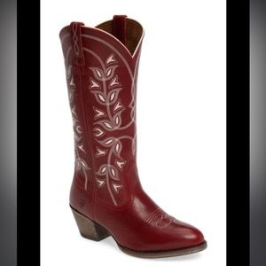 Ariat Red Desert Holly Boots